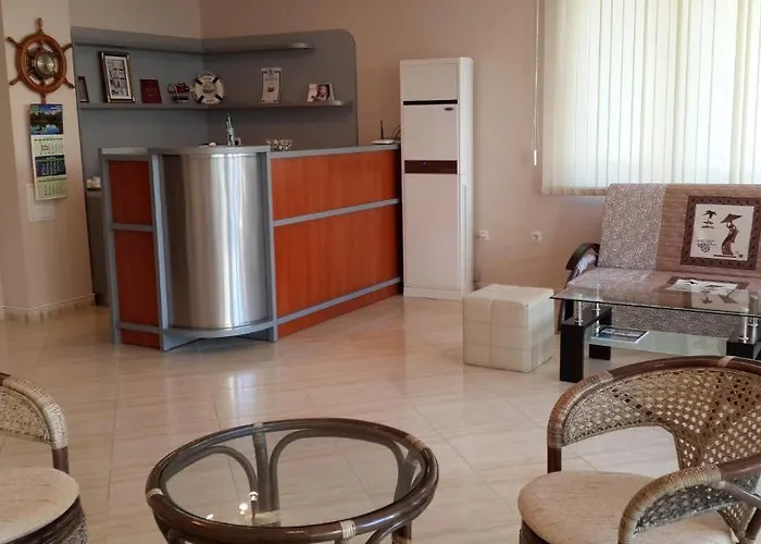 Πανσιόν Donchevi 3*